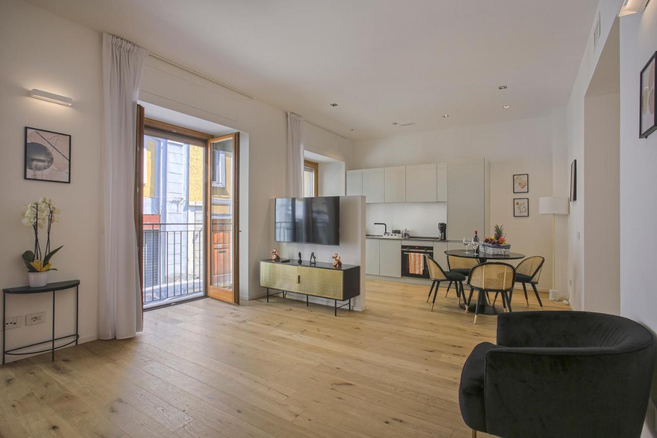 Milan Chic Luxury Apartments-Hosted By Sweetstay Exterior photo